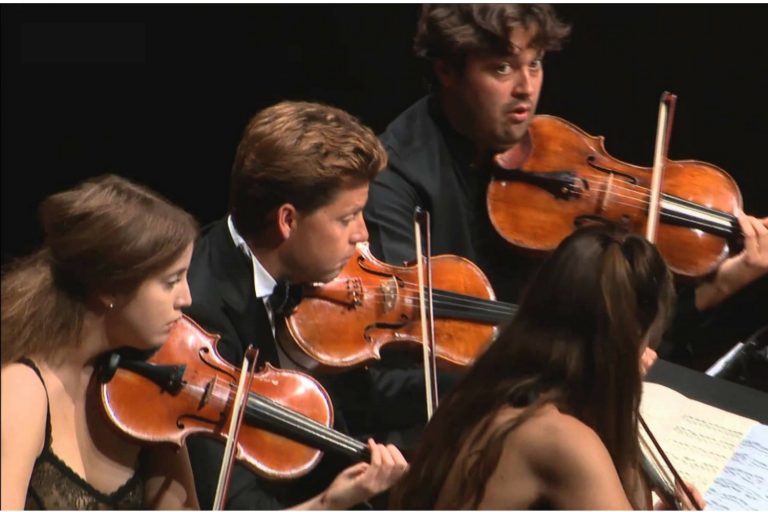 Fila 01: El Souvenir de Florencia de Tchaikovsky