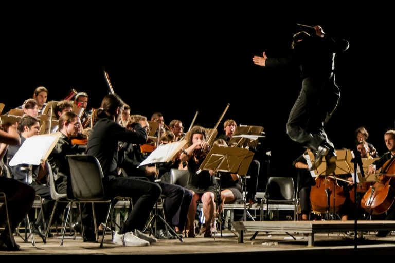 Fila 01: La Sinfonía 40 de Mozart
