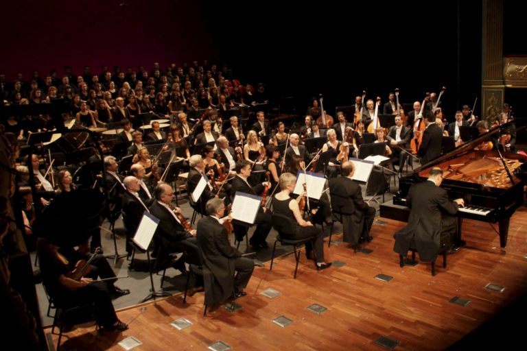Dime cuánto Catalán hablas y te diré en qué orquesta tocas