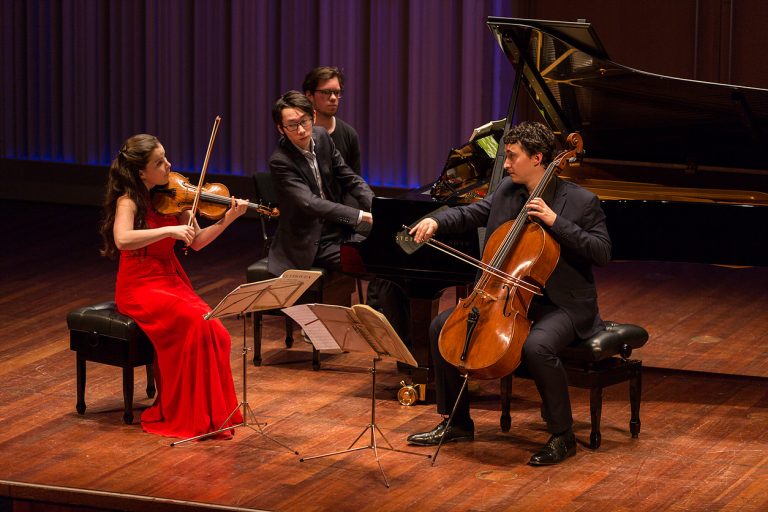 Fila 01: el trío nº3 en do menor de Brahms