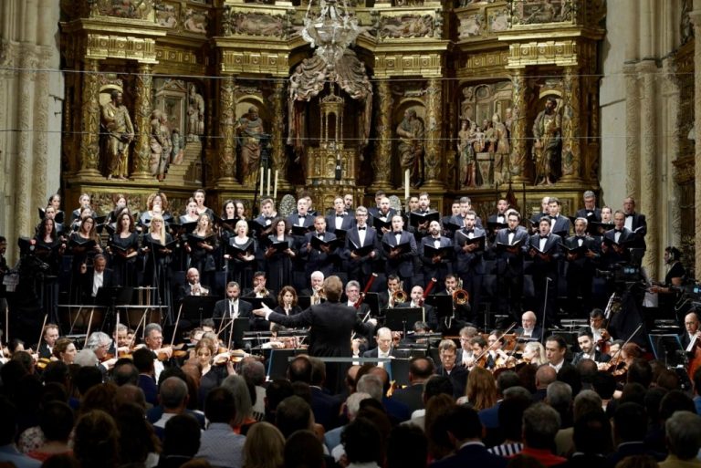 Hoy Toca: Grandes Coros