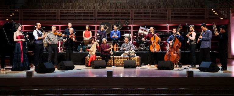 Mucho más que Mozart: música política