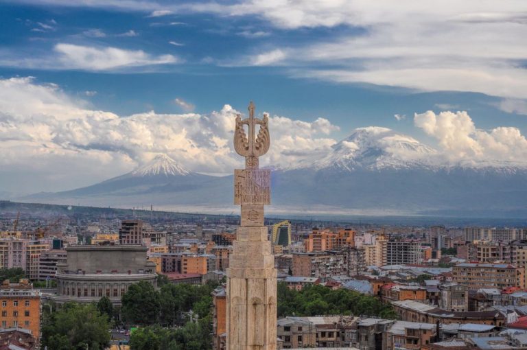 Hoy Toca: Armenia